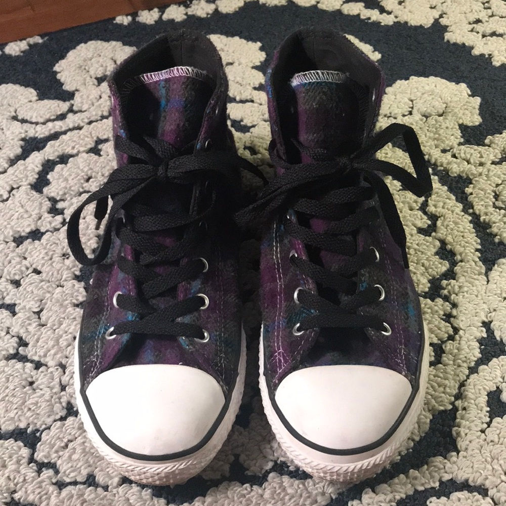 Plaid converse